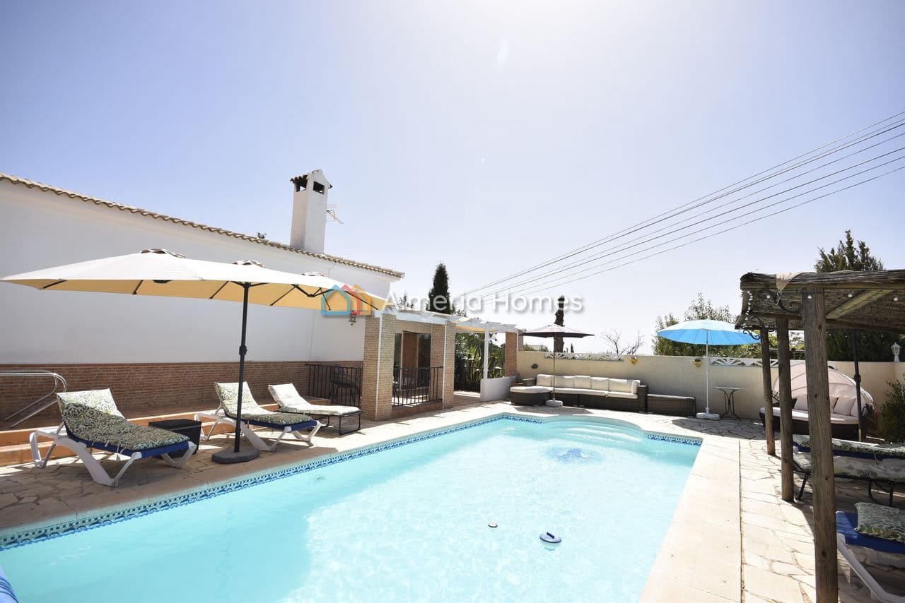 3 quarto Moradia para venda em Oria com piscina - 224 995 € (Ref: 10035945)