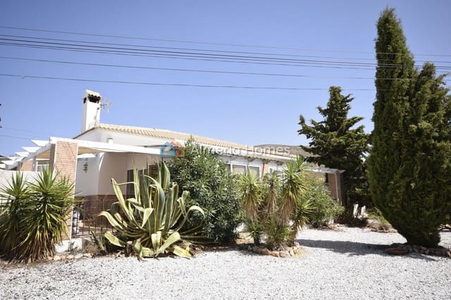 3 quarto Moradia para venda em Oria com piscina - 224 995 € (Ref: 10035945)