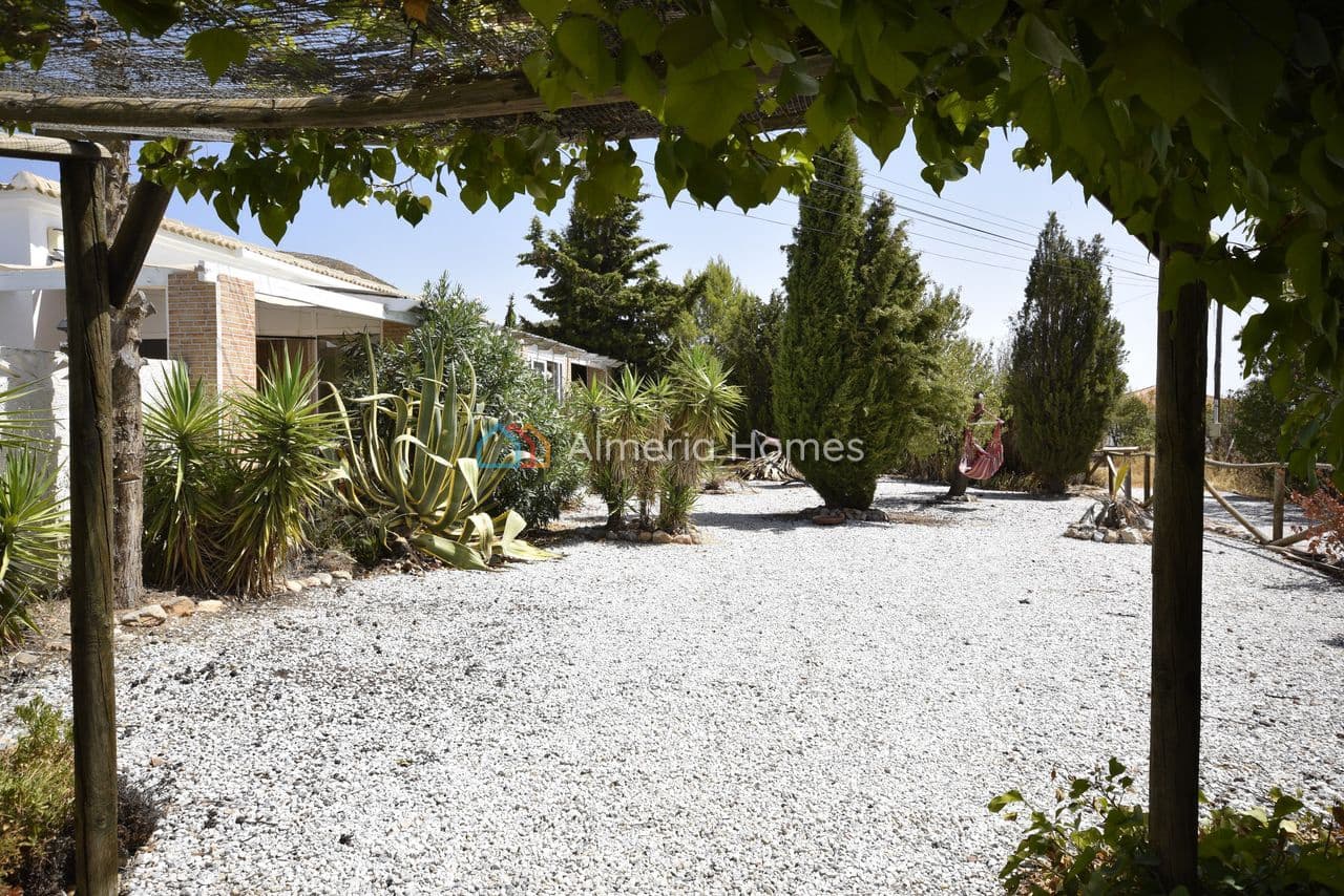 3 quarto Moradia para venda em Oria com piscina - 224 995 € (Ref: 10035945)