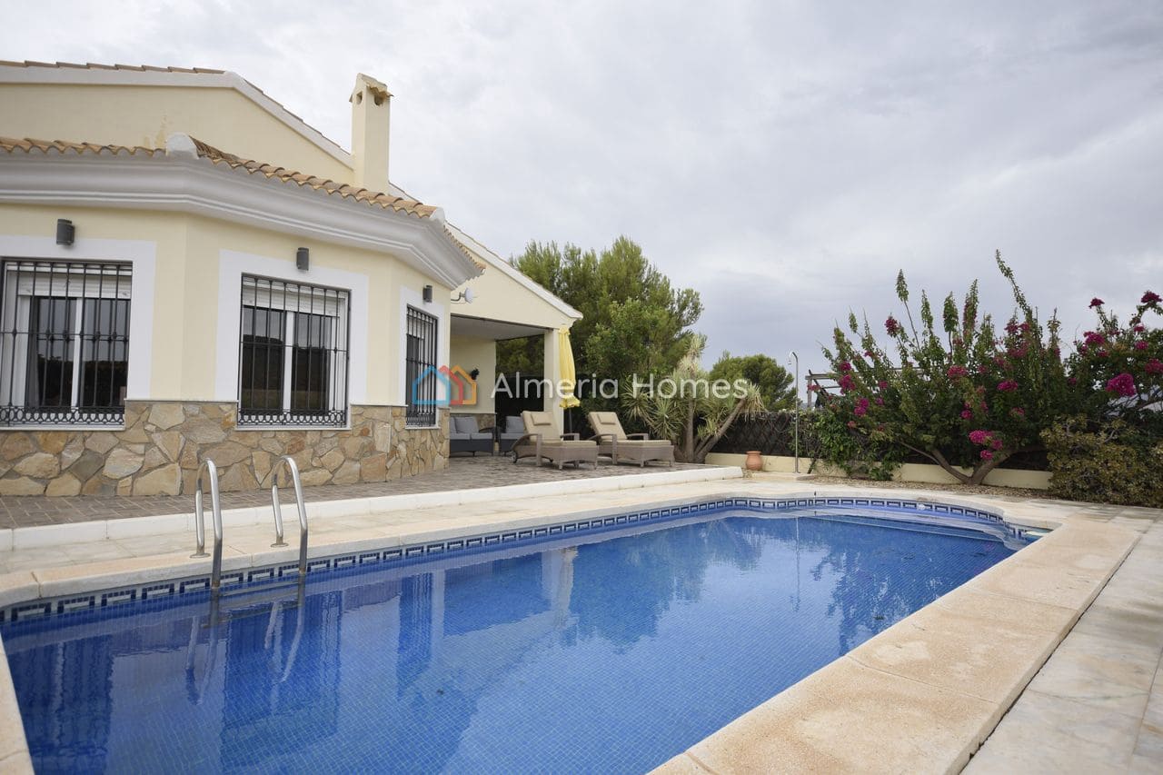 3 camera da letto Villa in vendita in Partaloa con piscina garage - 264.995 € (Rif: 10041800)