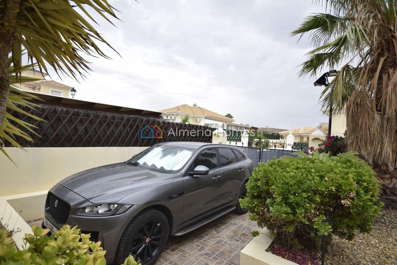 3 camera da letto Villa in vendita in Partaloa con piscina garage - 264.995 € (Rif: 10041800)