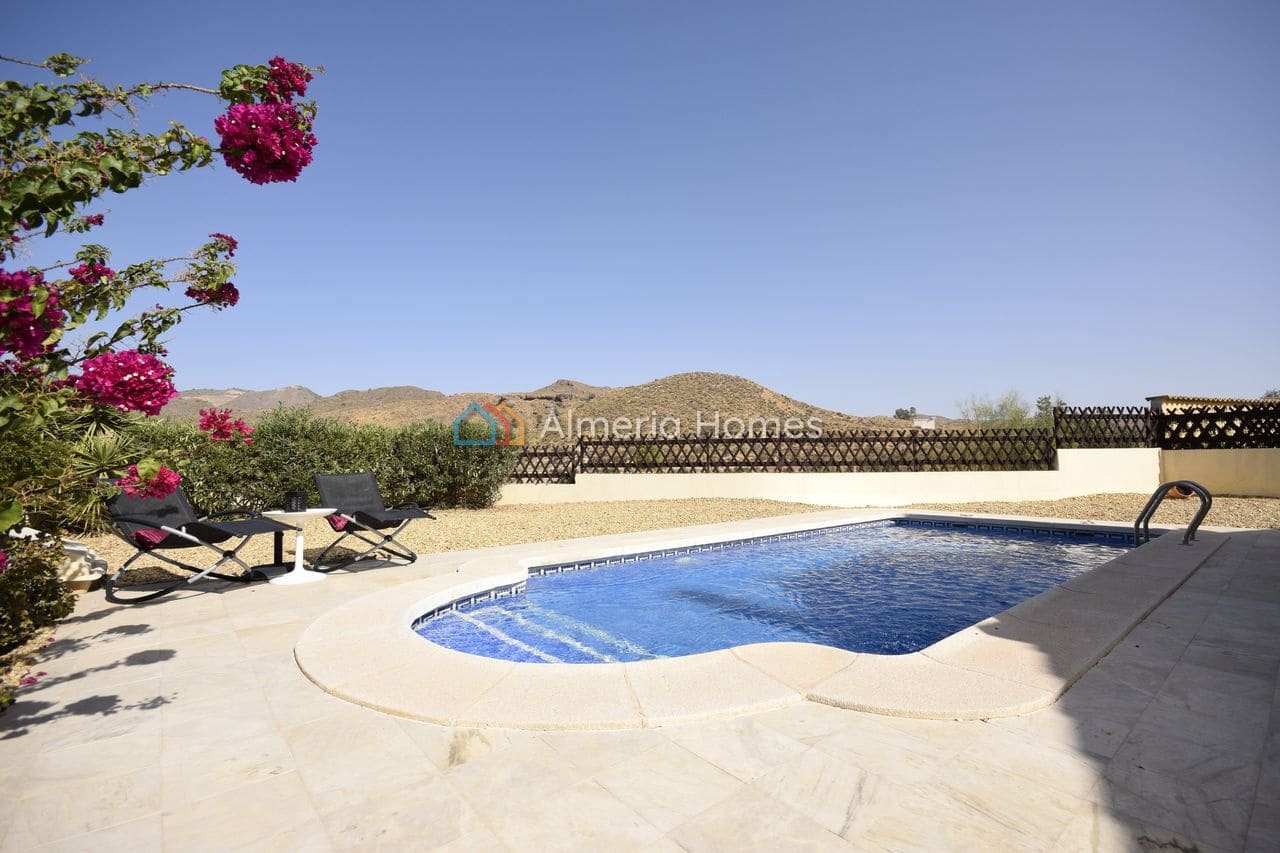 3 bedroom Villa for sale in Partaloa with pool garage - € 264,995 (Ref: 10041800)