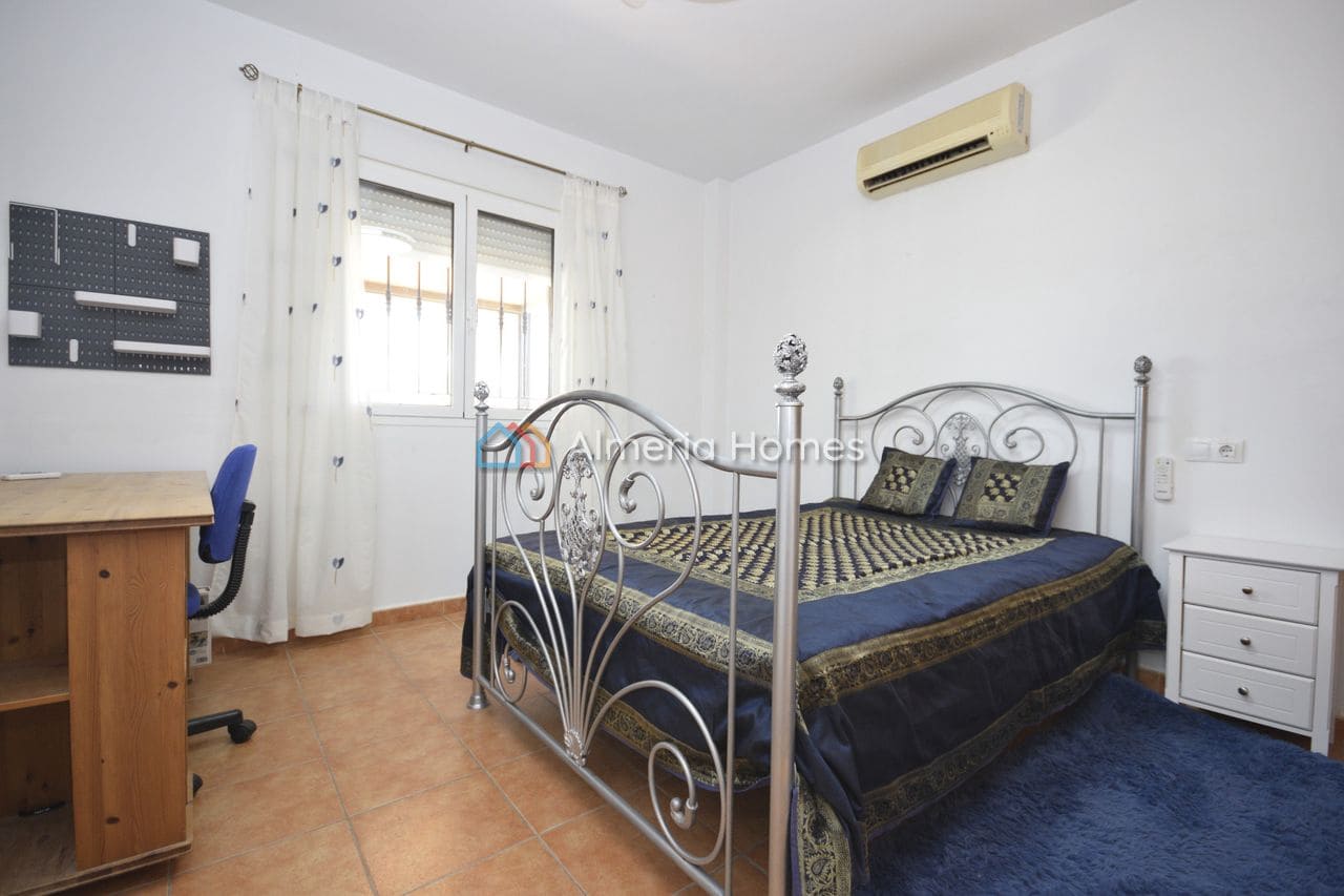 5 bedroom Villa for sale in Cantoria with pool garage - € 349,995 (Ref: 10041966)