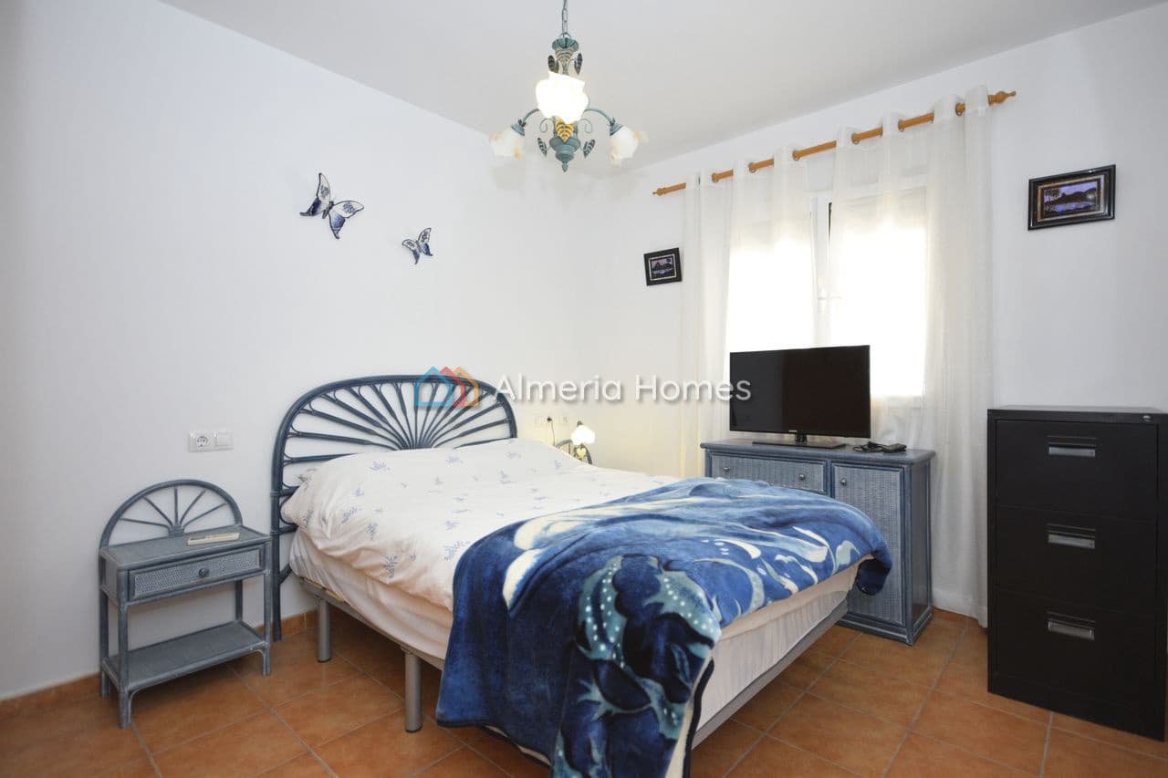 5 bedroom Villa for sale in Cantoria with pool garage - € 349,995 (Ref: 10041966)