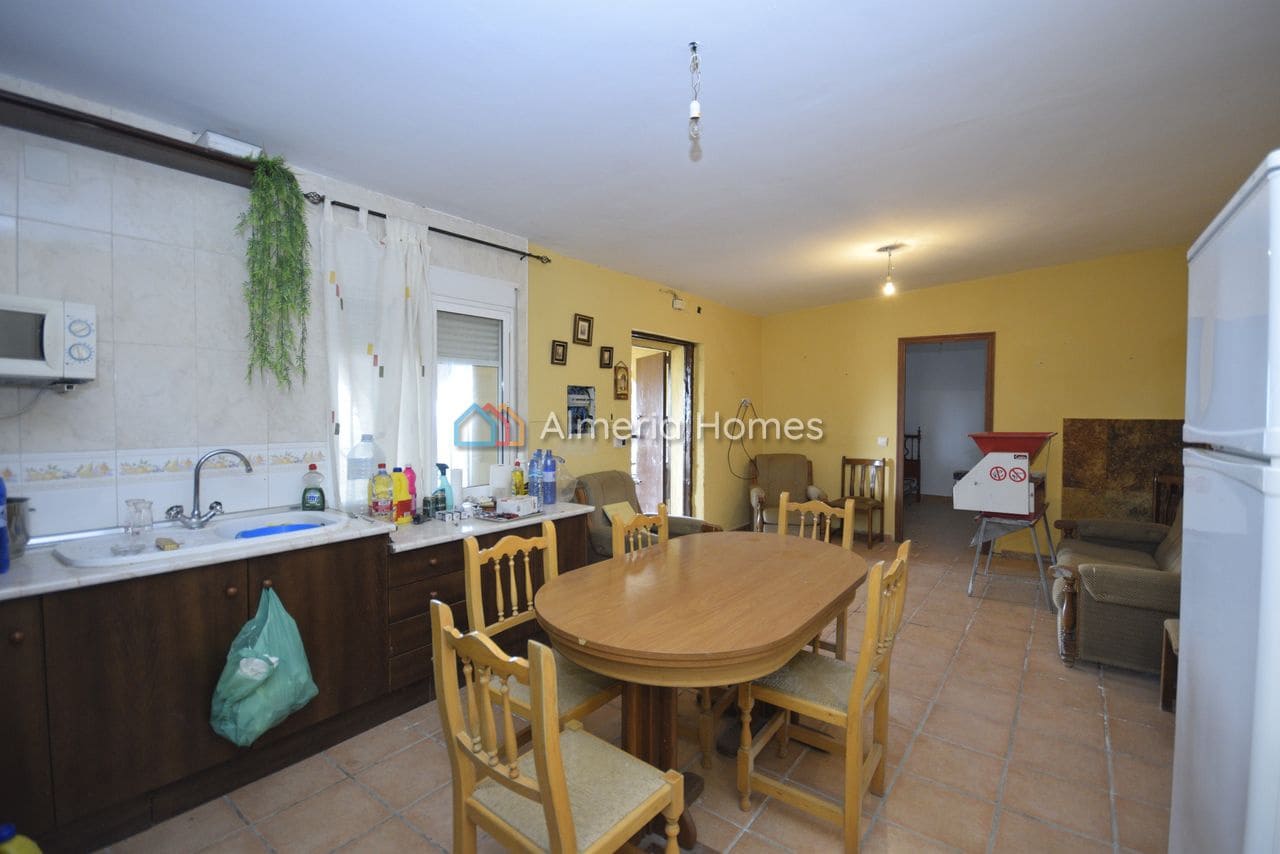 5 sovrum Finca/Hus på landet till salu i Albox med pool garage - 169 950 € (Ref: 10041967)