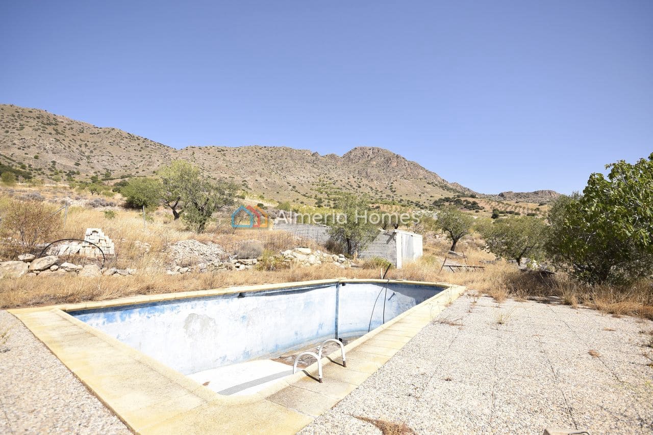 5 sovrum Finca/Hus på landet till salu i Albox med pool garage - 169 950 € (Ref: 10041967)