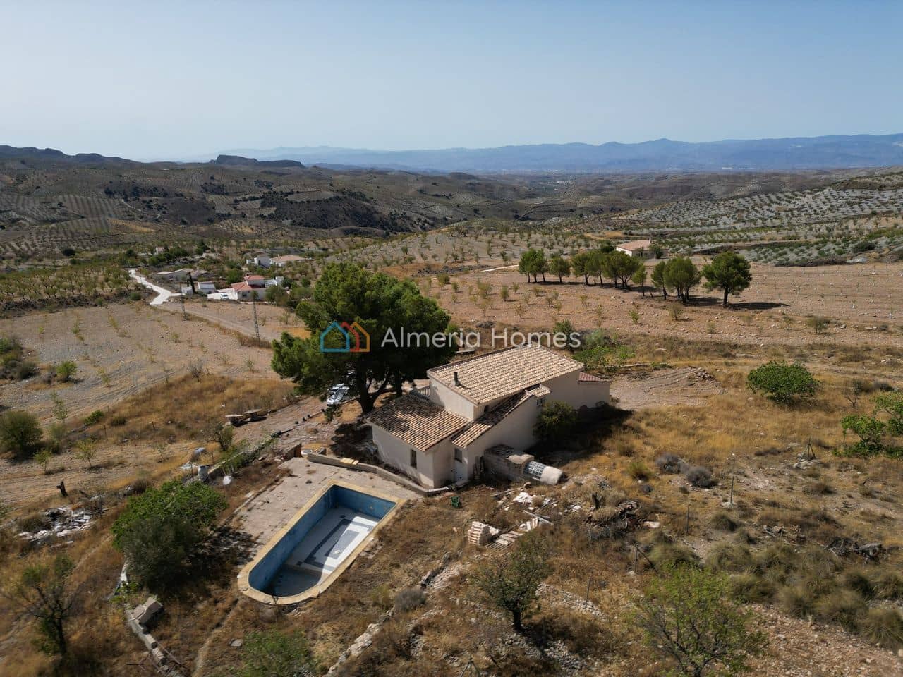 5 sovrum Finca/Hus på landet till salu i Albox med pool garage - 169 950 € (Ref: 10041967)