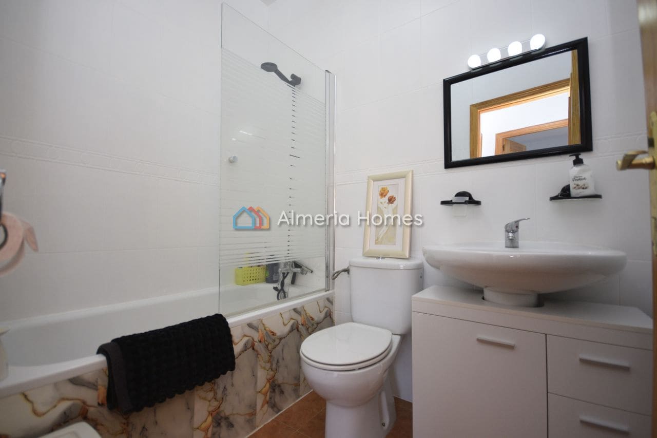 3 slaapkamer Villa te koop in Oria met zwembad garage - € 259.995 (Ref: 10044057)