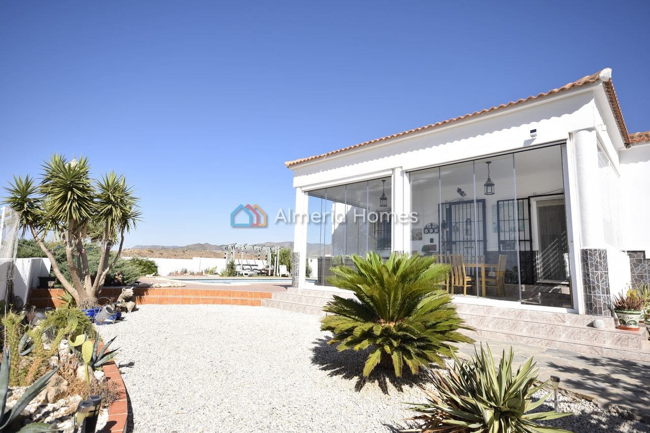 3 slaapkamer Villa te koop in Oria met zwembad garage - € 259.995 (Ref: 10044057)