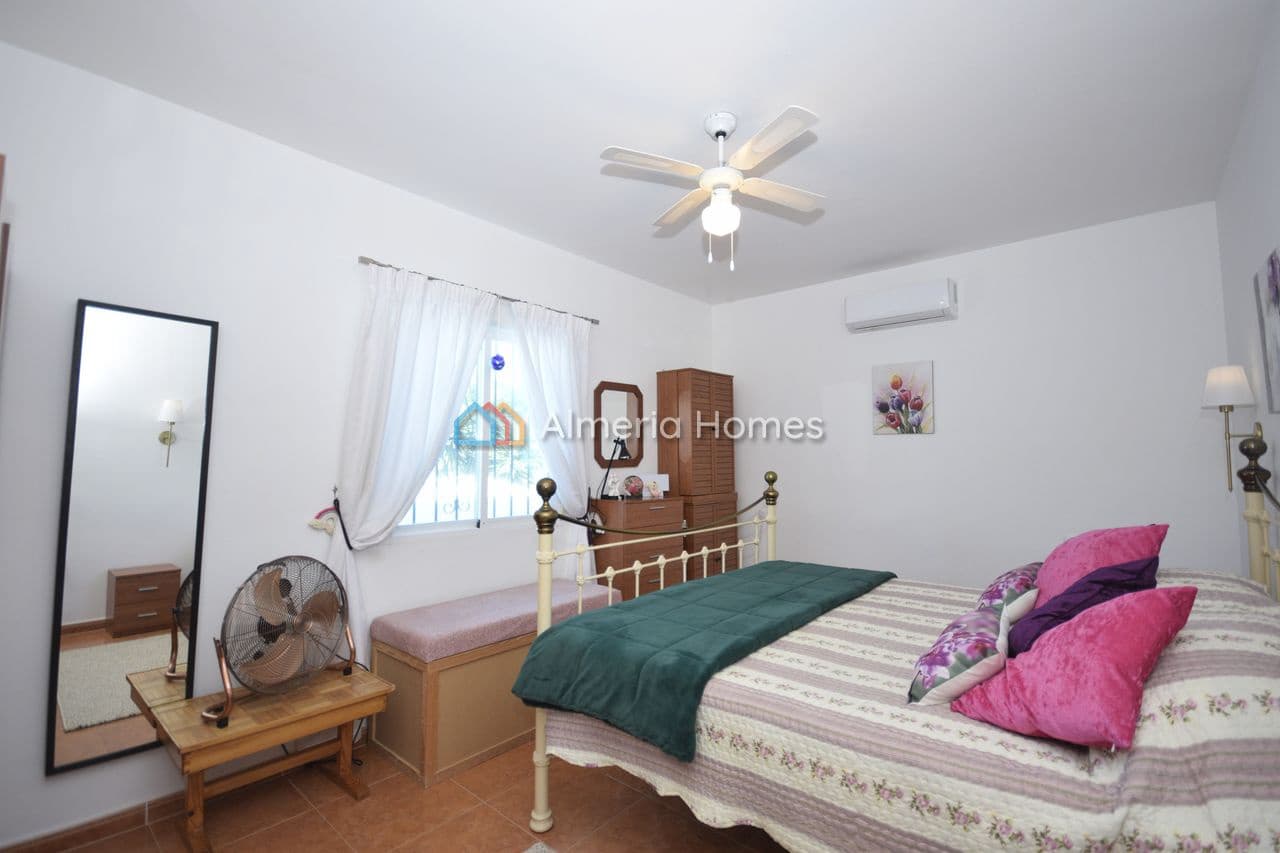 3 slaapkamer Villa te koop in Oria met zwembad garage - € 259.995 (Ref: 10044057)