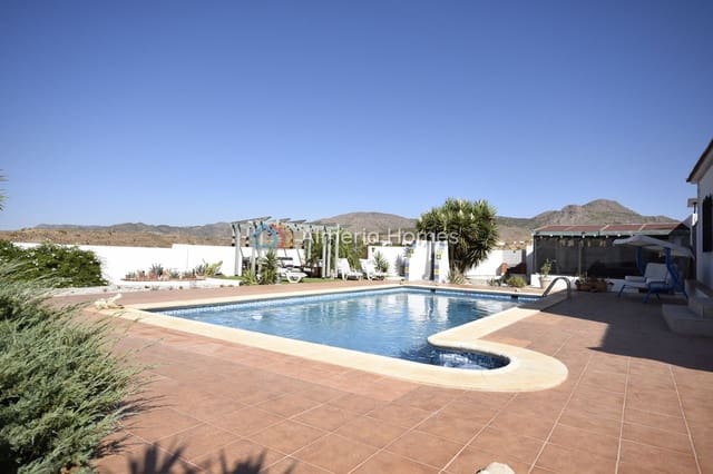 3 slaapkamer Villa te koop in Oria met zwembad garage - € 259.995 (Ref: 10044057)