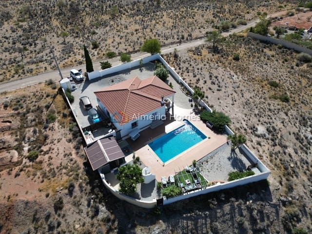 3 slaapkamer Villa te koop in Oria met zwembad garage - € 259.995 (Ref: 10044057)