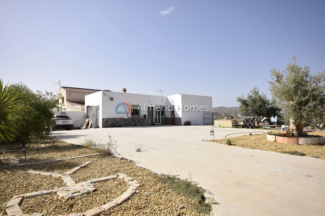 3 Zimmer Villa zu verkaufen in Arboleas - 195.000 € (Ref: 10045927)