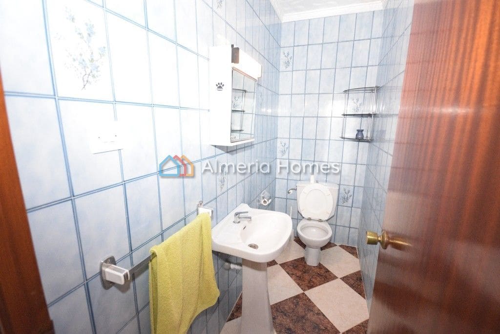 6 makuuhuone Omakotitalo myytävänä paikassa Almanzora mukana uima-altaan 
autotalli - 349 995 € (Ref: 10048191)