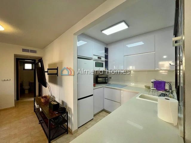 Apartamento de 2 habitaciones en Los Collados, Aguilas en venta con piscina - 159.500 € (Ref: 10057305)