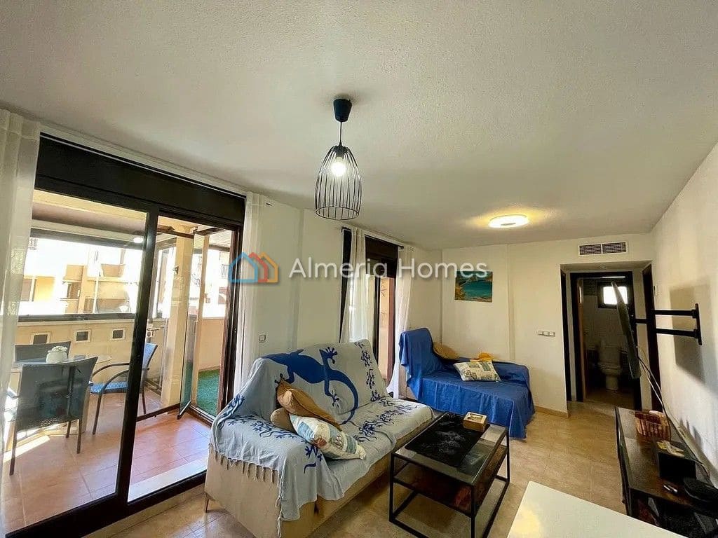 Apartamento de 2 habitaciones en Los Collados en venta con piscina - 159.500 € (Ref: 10057305)