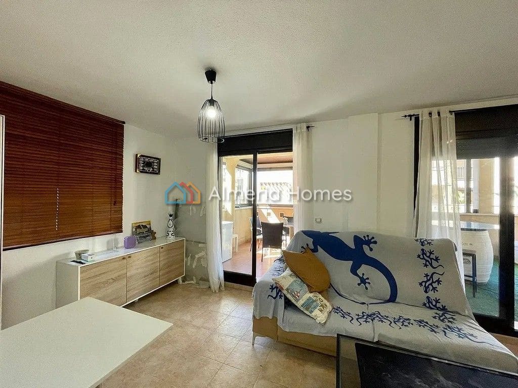 Apartamento de 2 habitaciones en Los Collados en venta con piscina - 159.500 € (Ref: 10057305)