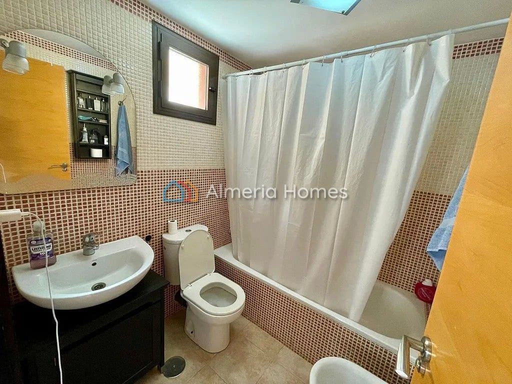 Apartamento de 2 habitaciones en Los Collados en venta con piscina - 159.500 € (Ref: 10057305)