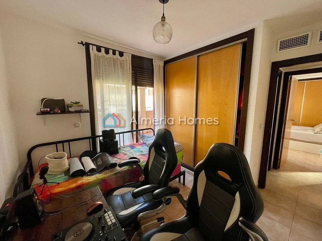 Apartamento de 2 habitaciones en Los Collados en venta con piscina - 159.500 € (Ref: 10057305)