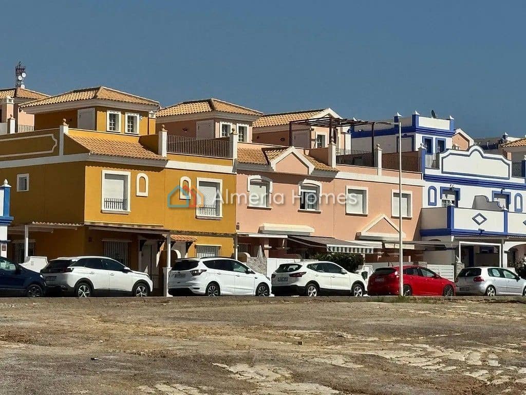 2 Zimmer Haus zu verkaufen in San Juan de los Terreros mit Pool - 228.000 € (Ref: 10057312)