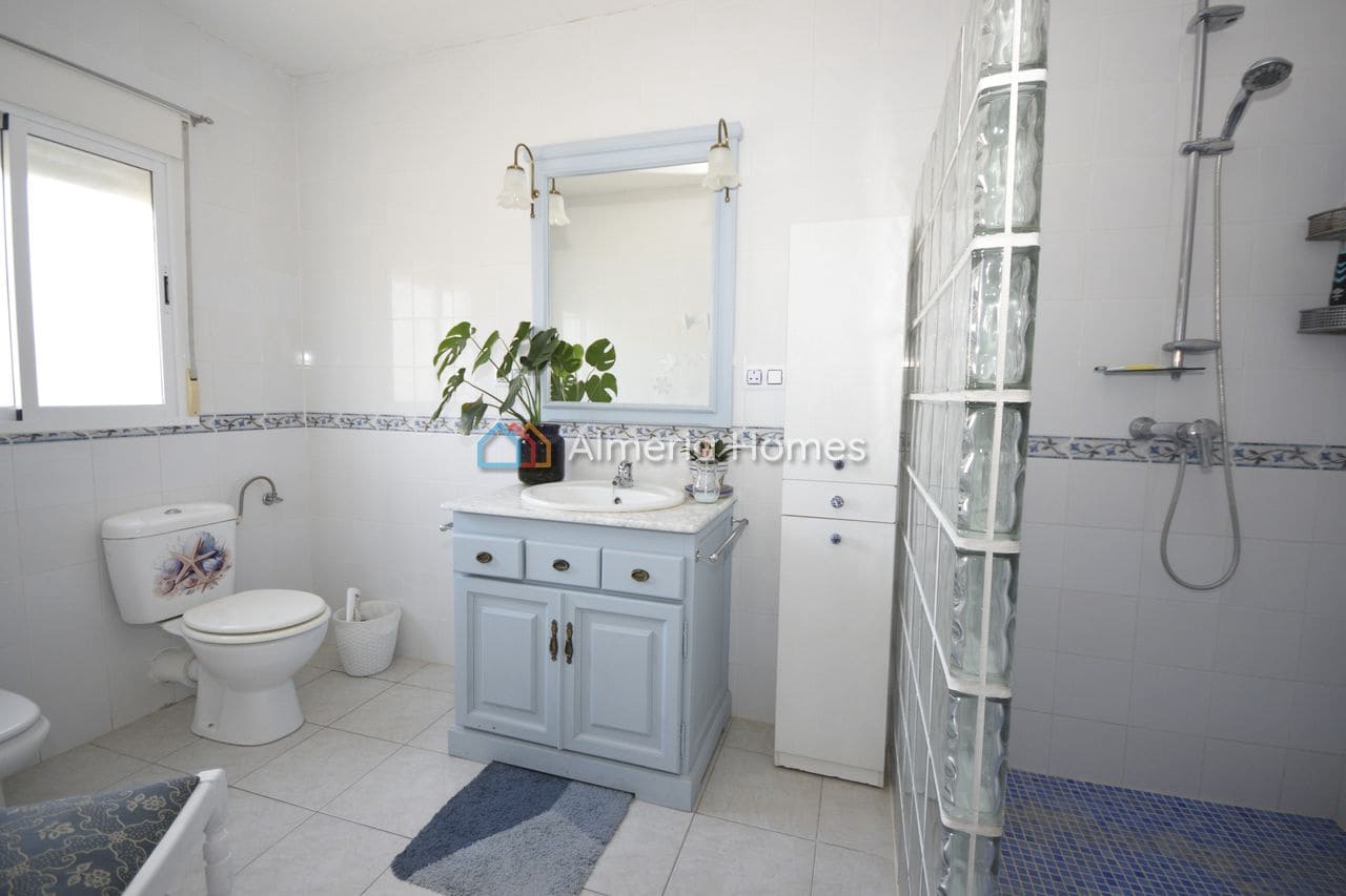 5 chambre Finca/Maison de Campagne à vendre à Albox avec garage - 325 000 € (Ref: 10062728)
