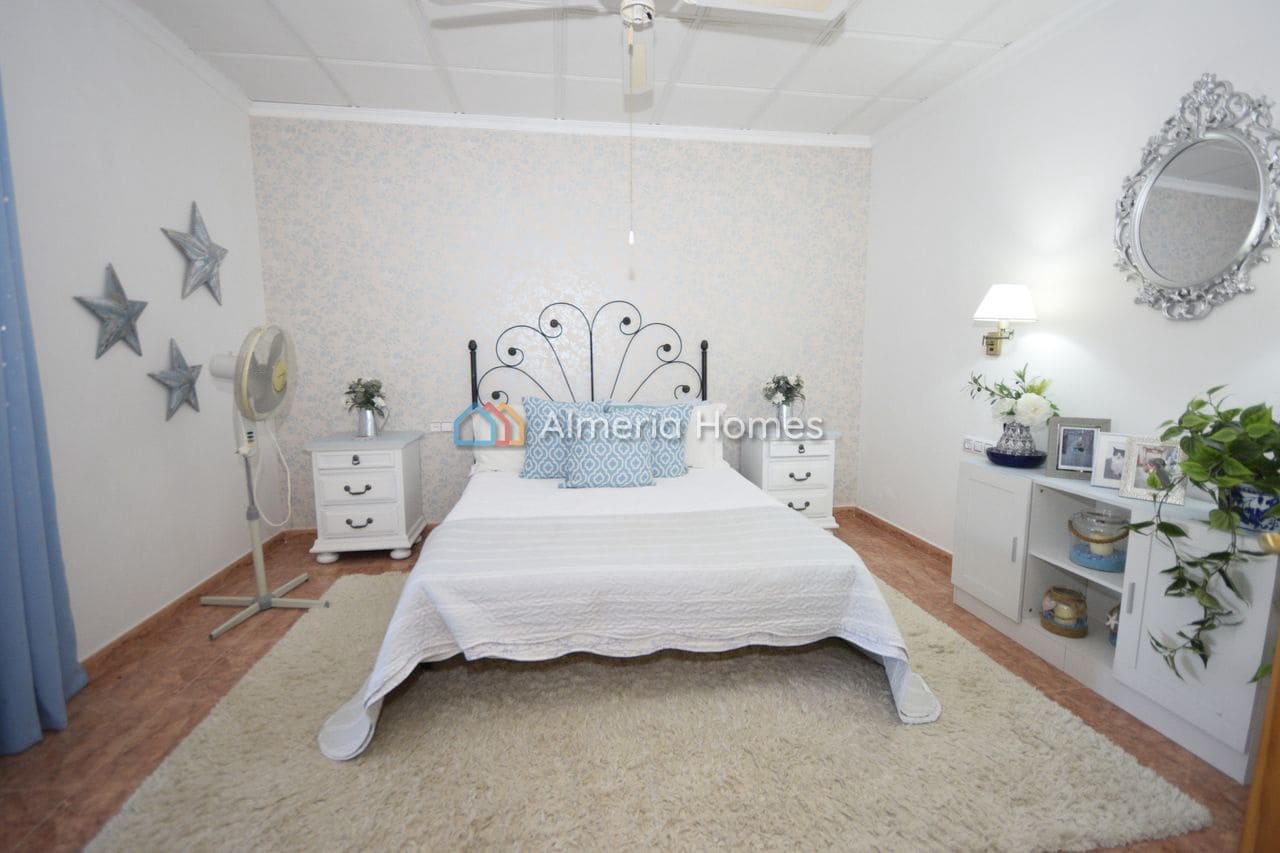 5 chambre Finca/Maison de Campagne à vendre à Albox avec garage - 325 000 € (Ref: 10062728)