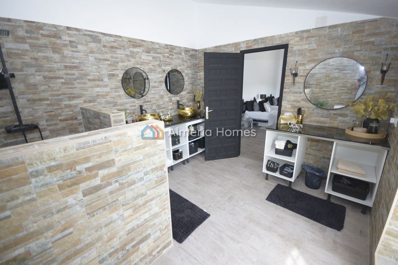 5 chambre Finca/Maison de Campagne à vendre à Albox avec garage - 325 000 € (Ref: 10062728)