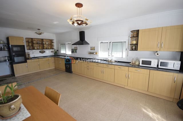 5 chambre Finca/Maison de Campagne à vendre à Albox avec garage - 325 000 € (Ref: 10062728)