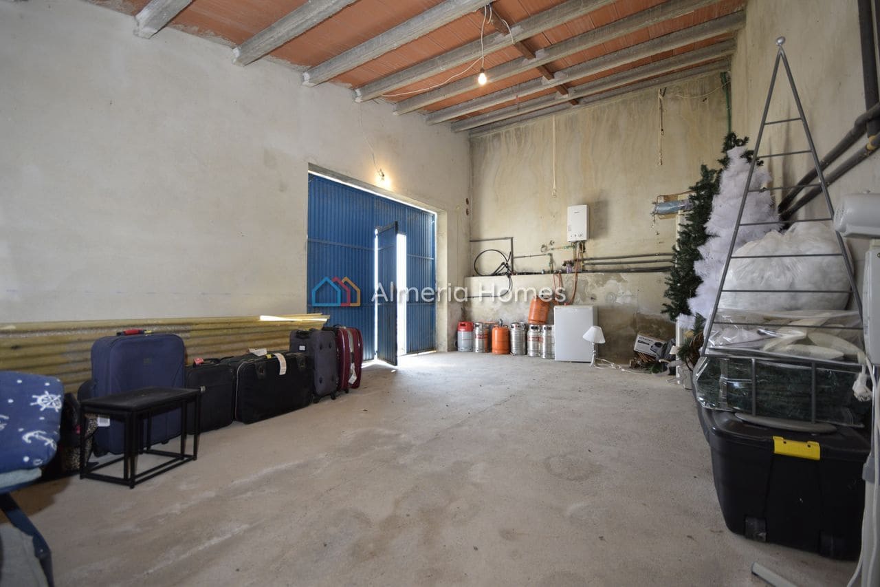 5 bedroom Finca/Country House for sale in Albox with pool garage - € 325,000 (Ref: 10062728)