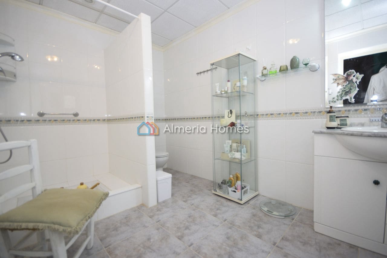 5 bedroom Finca/Country House for sale in Albox with pool garage - € 325,000 (Ref: 10062728)