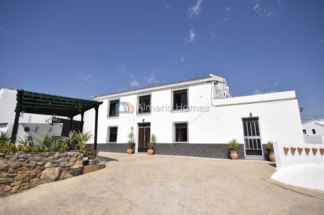 5 quarto Quinta/Casa Rural para venda em Albox com piscina garagem - 325 000 € (Ref: 10062728)