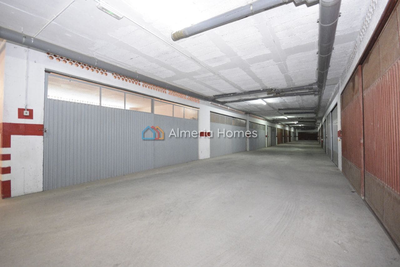 Kommersiell til salgs i Albox - € 30 000 (Ref: 10074619)
