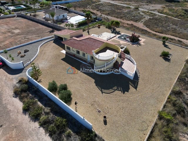 3 Zimmer Villa zu verkaufen in Albox mit Garage - 249.995 € (Ref: 10076930)