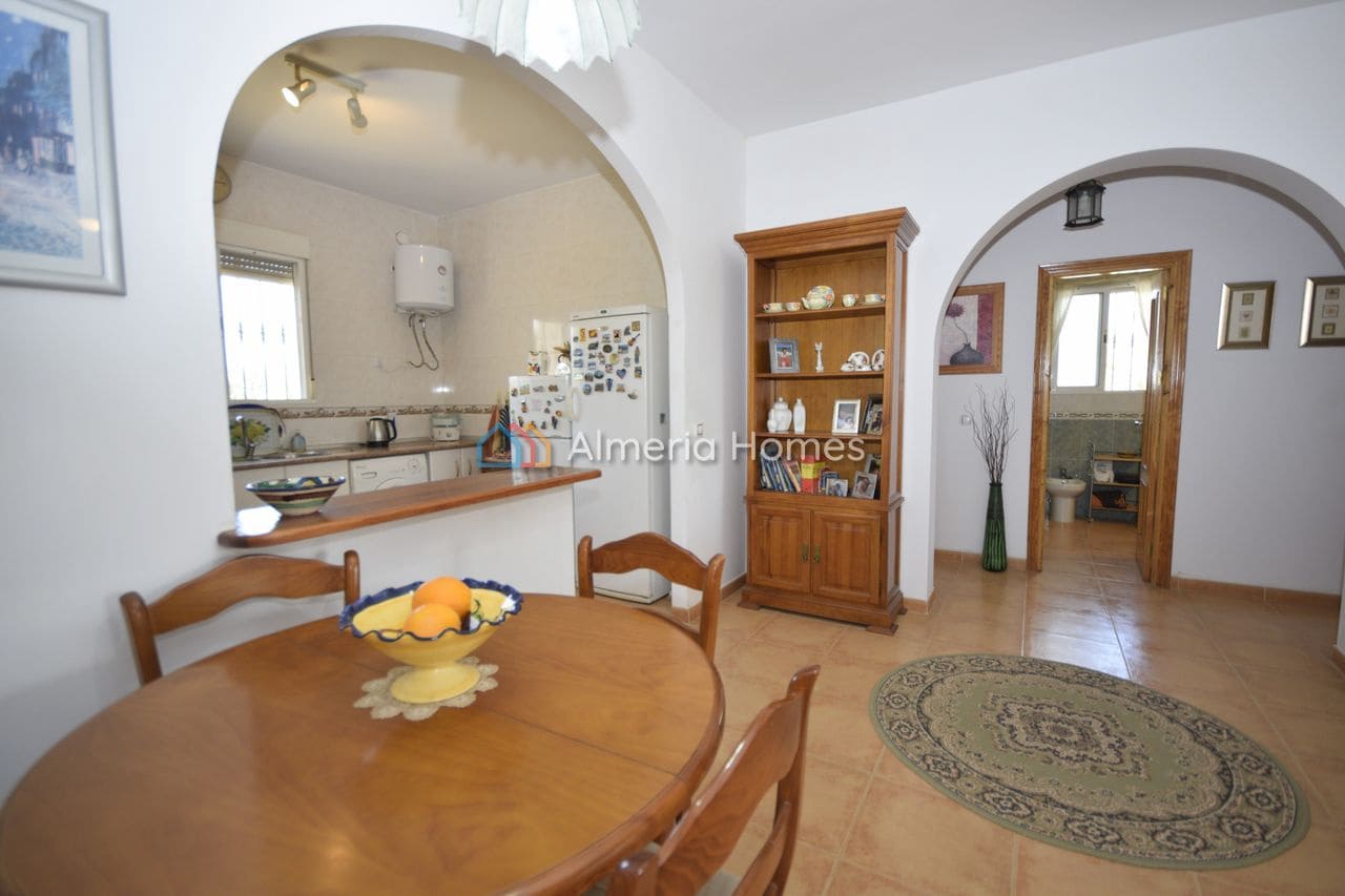 3 soveværelse Villa til salg i Albox med swimmingpool garage - € 199.995 (Ref: 10088592)
