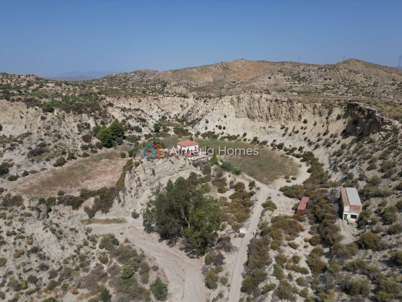 Chalet de 3 habitaciones en Zurgena en venta con piscina garaje - 125.000 € (Ref: 10095635)