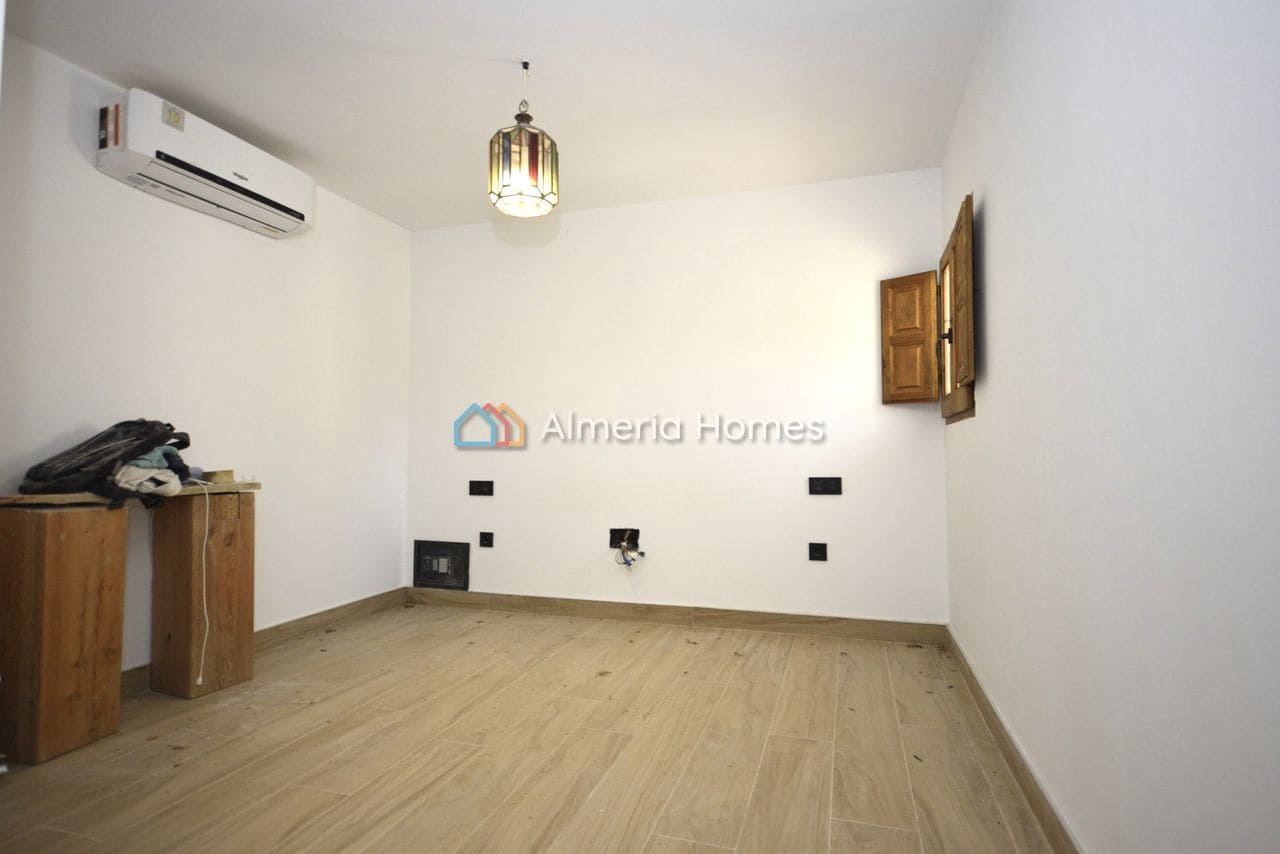 5 Zimmer Finca/Landgut zu verkaufen in Cobdar mit Pool Garage - 249.995 € (Ref: 10095636)