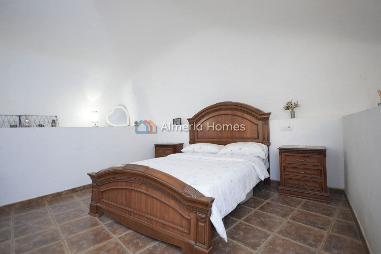 4 slaapkamer Finca/Landhuis te koop in Albox met garage - € 179.995 (Ref: 10098925)