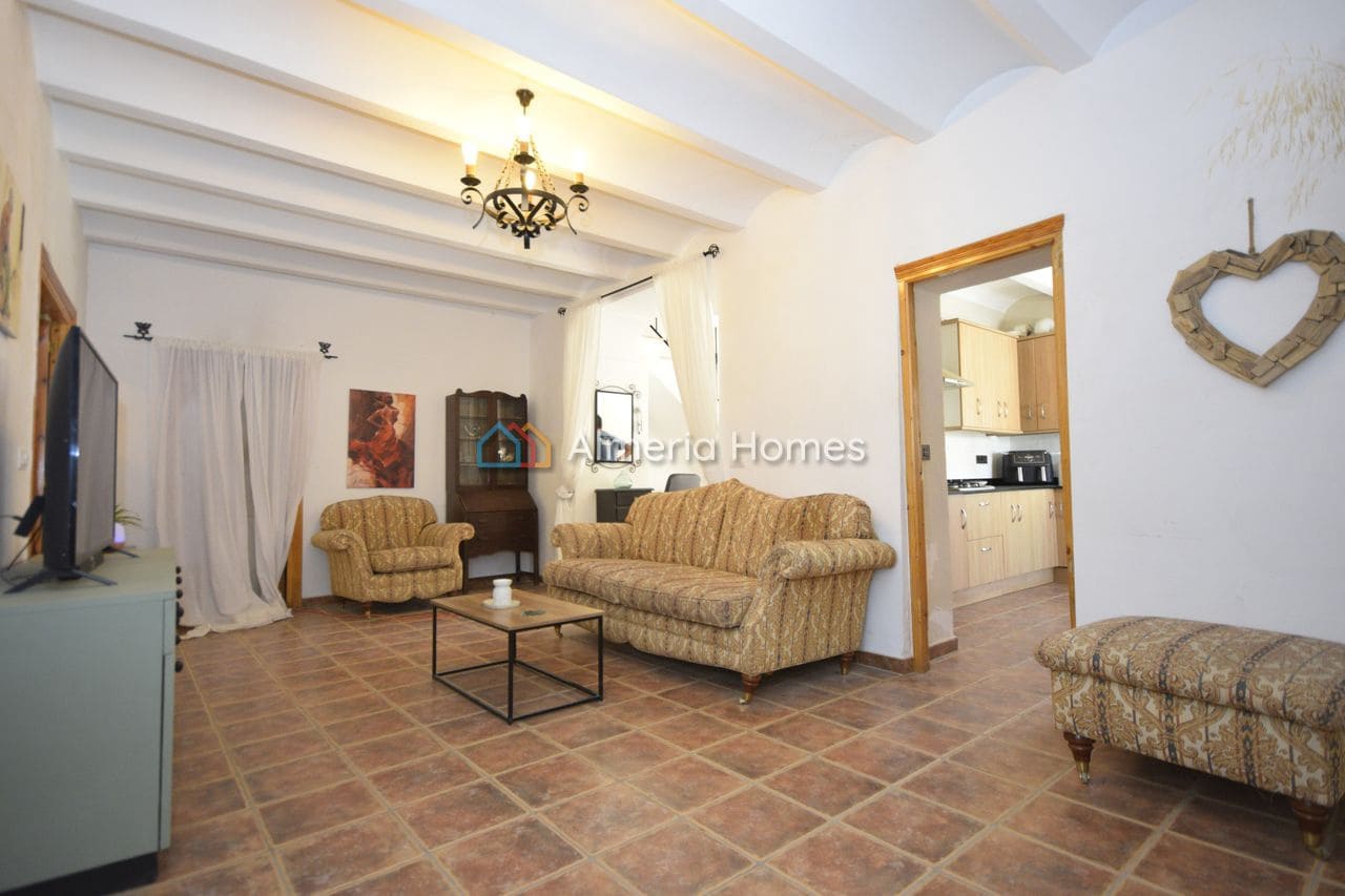 4 slaapkamer Finca/Landhuis te koop in Albox met garage - € 179.995 (Ref: 10098925)