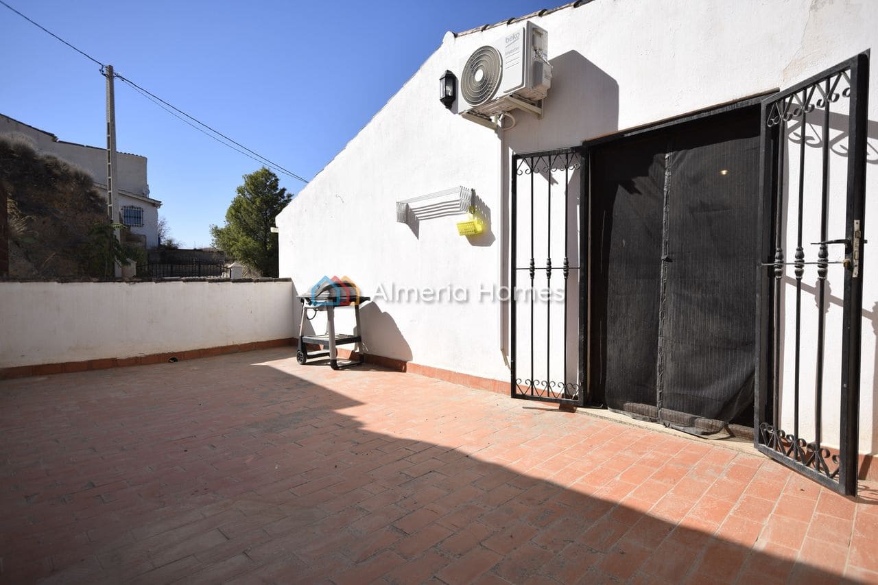 4 slaapkamer Finca/Landhuis te koop in Albox met garage - € 179.995 (Ref: 10098925)