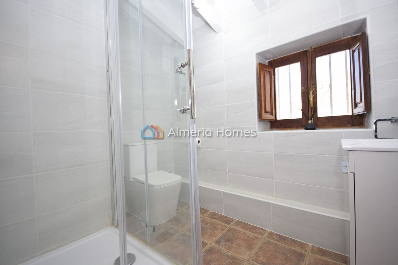 4 slaapkamer Finca/Landhuis te koop in Albox met garage - € 179.995 (Ref: 10098925)