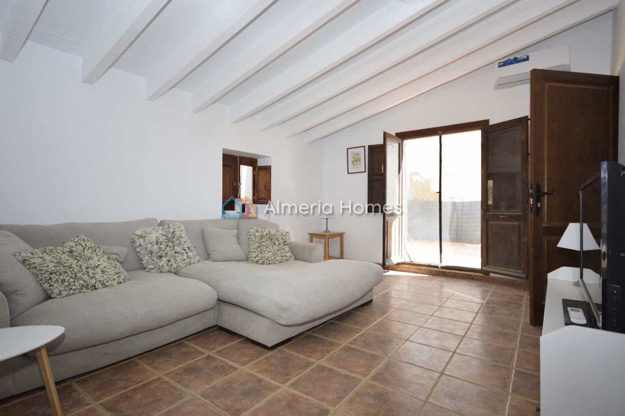 4 slaapkamer Finca/Landhuis te koop in Albox met garage - € 179.995 (Ref: 10098925)