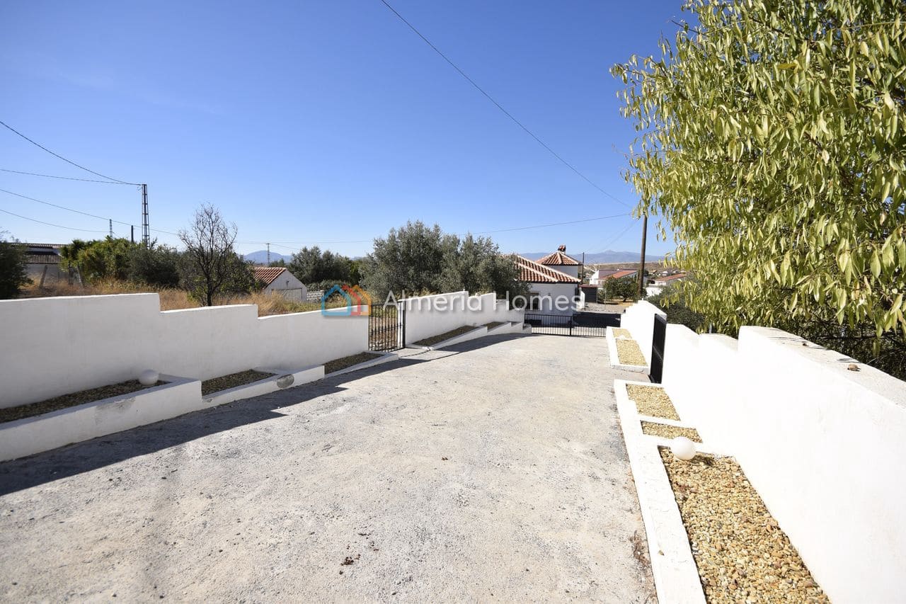 3 chambre Villa/Maison à vendre à Albox avec piscine garage - 299 995 € (Ref: 10102833)