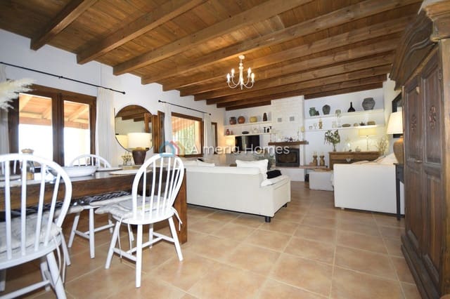 4 Zimmer Villa zu verkaufen in Vélez-Blanco - 247.500 € (Ref: 10112104)