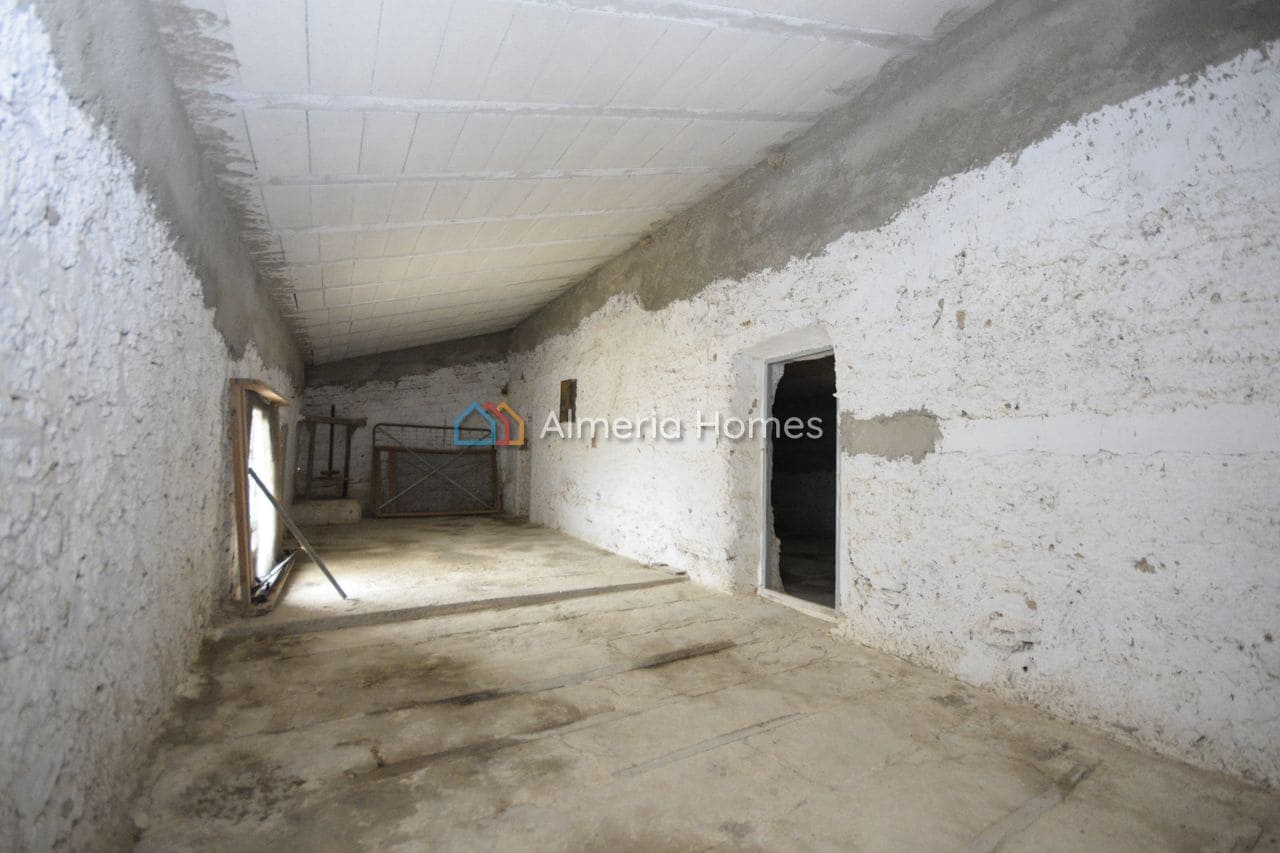4 slaapkamer Finca/Landhuis te koop in Arboleas met garage - € 74.995 (Ref: 10112358)