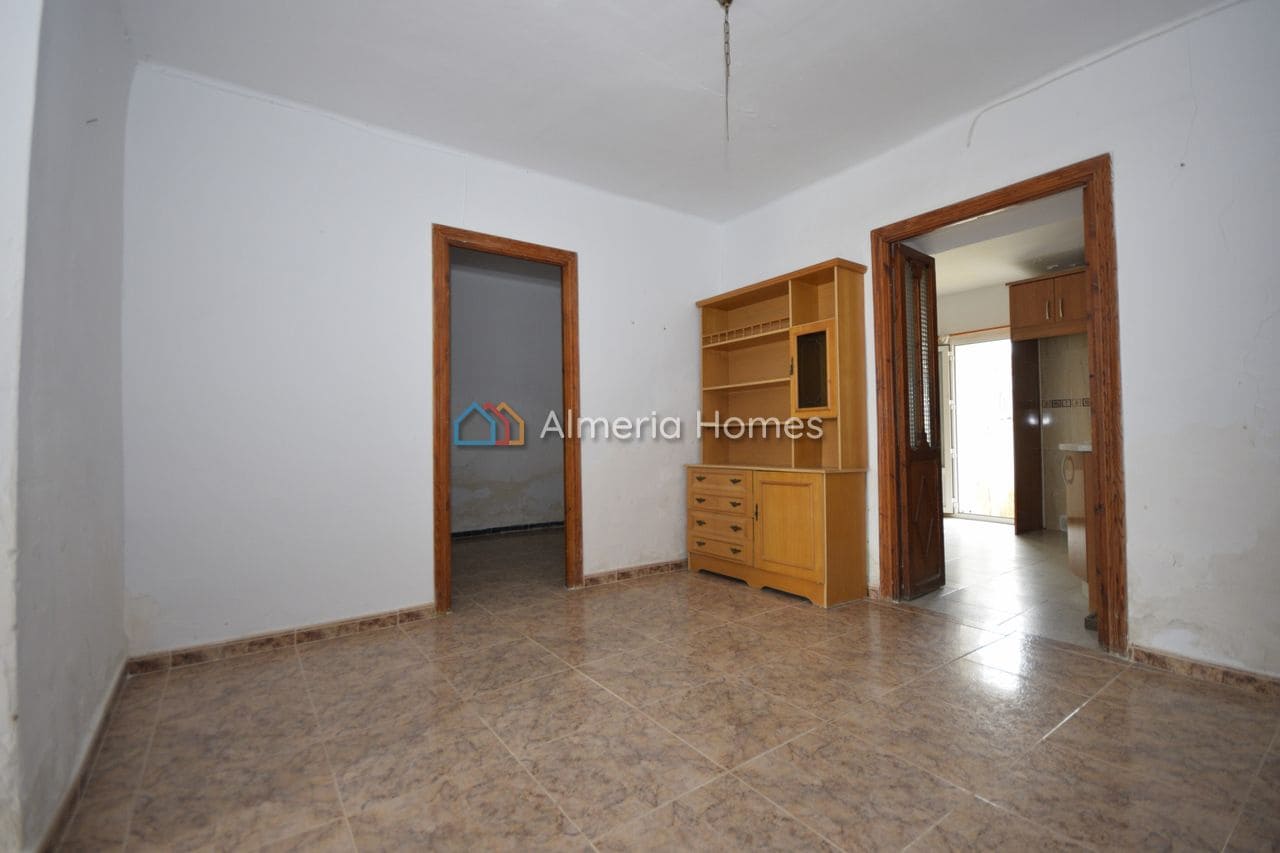 4 slaapkamer Finca/Landhuis te koop in Arboleas met garage - € 74.995 (Ref: 10112358)