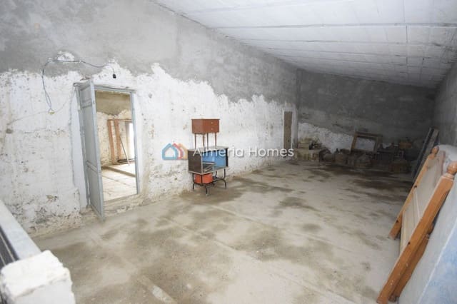 4 slaapkamer Finca/Landhuis te koop in Arboleas met garage - € 74.995 (Ref: 10112358)