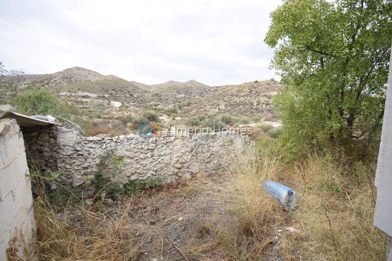 4 slaapkamer Finca/Landhuis te koop in Arboleas met garage - € 74.995 (Ref: 10112358)