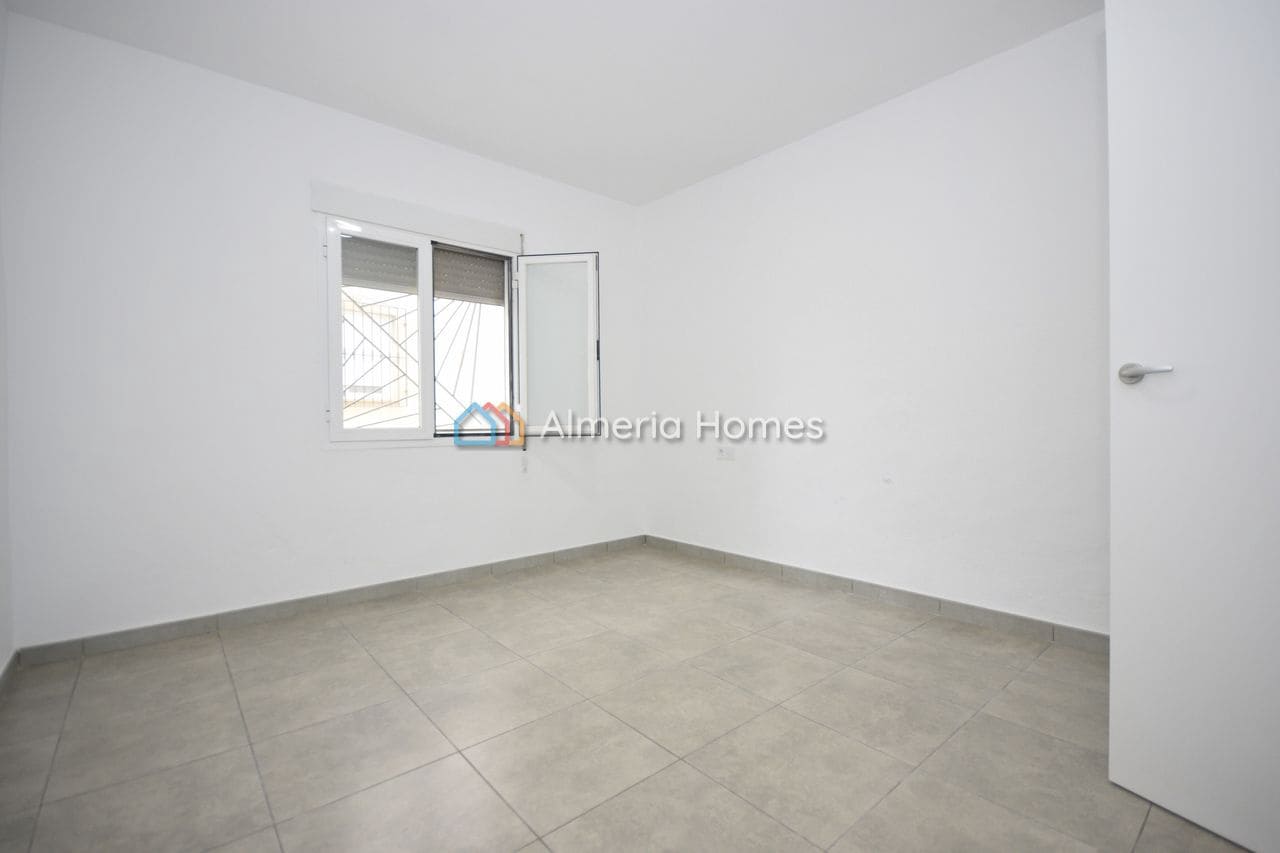 6 quarto Quinta/Casa Rural para venda em Albox - 137 500 € (Ref: 10147991)