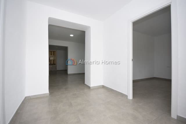 6 quarto Quinta/Casa Rural para venda em Albox - 137 500 € (Ref: 10147991)