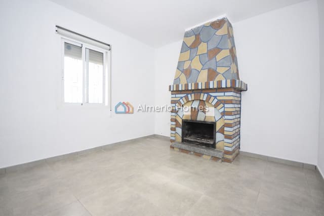 6 quarto Quinta/Casa Rural para venda em Albox - 137 500 € (Ref: 10147991)